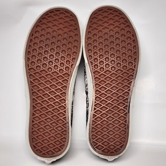 Vans Authentic Women Size Black White Checkered Skateboarding women 7.5, men 6 - Picture 8 of 11